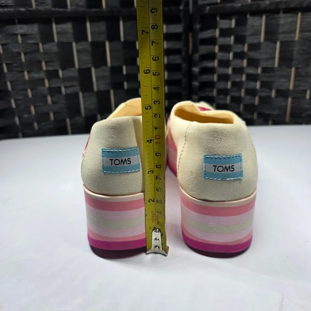 TOMS Alpargata Platform Pink Floral Embroidered Slip On Shoes Womens Size 8